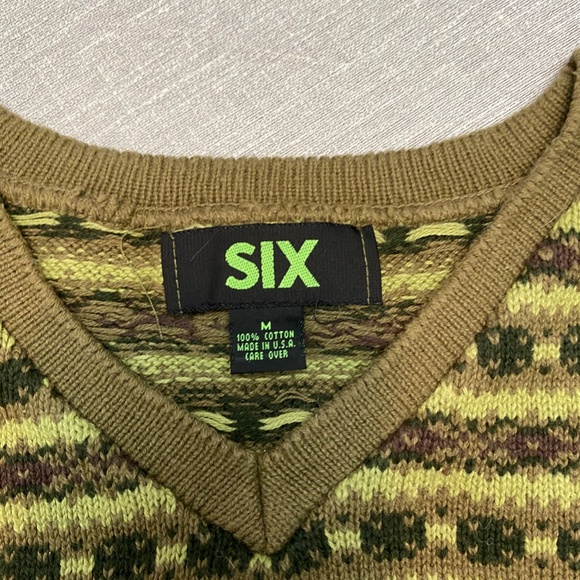 Variable Greens Sweater - Picture 3 of 5